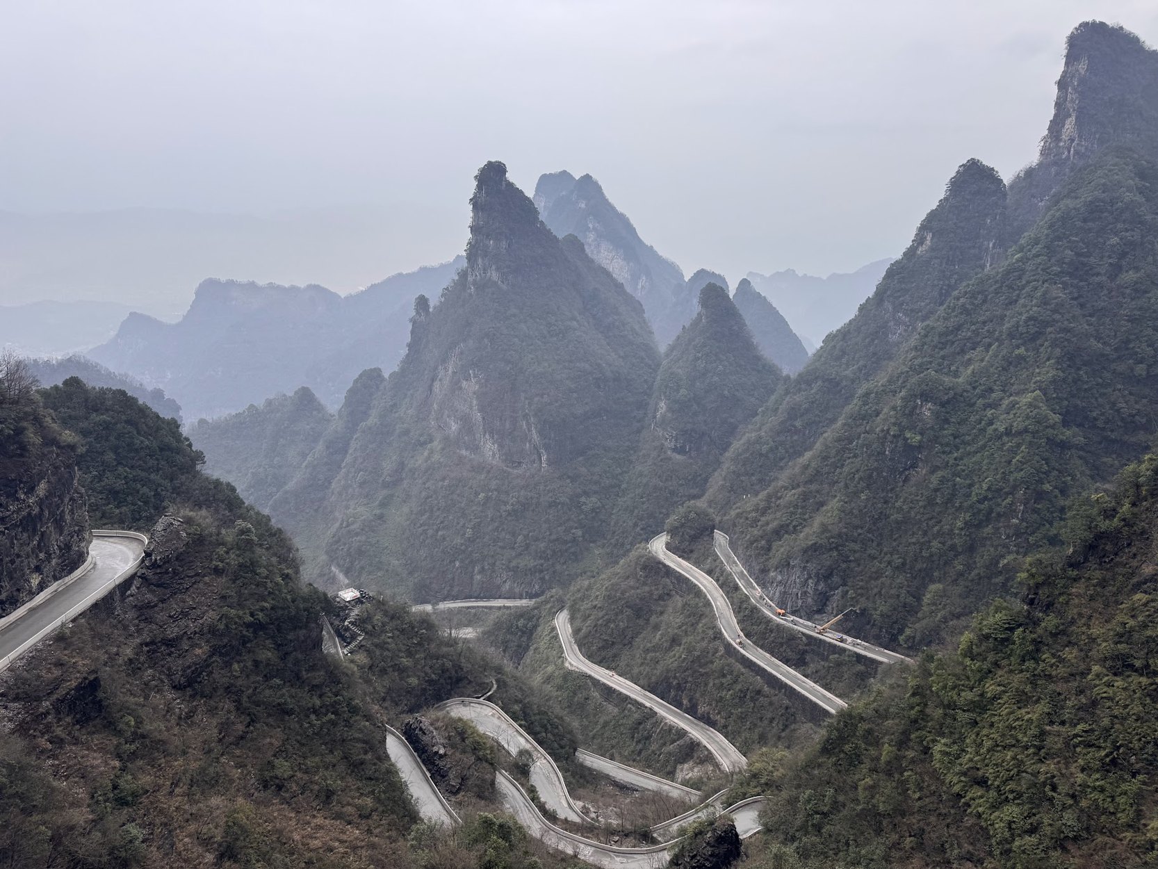 Zhangjiajie - fotografie Travelistul